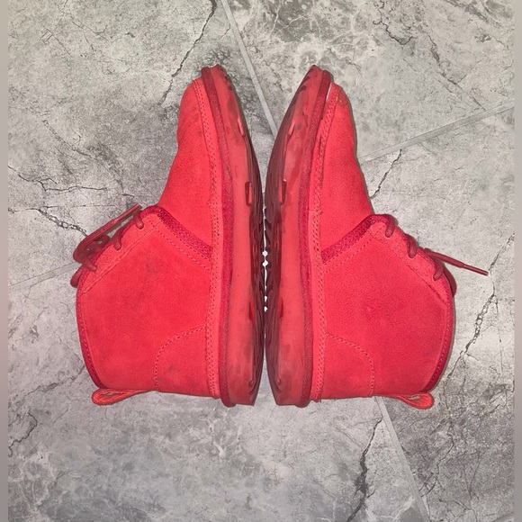 UGGs - Picture 7 of 10